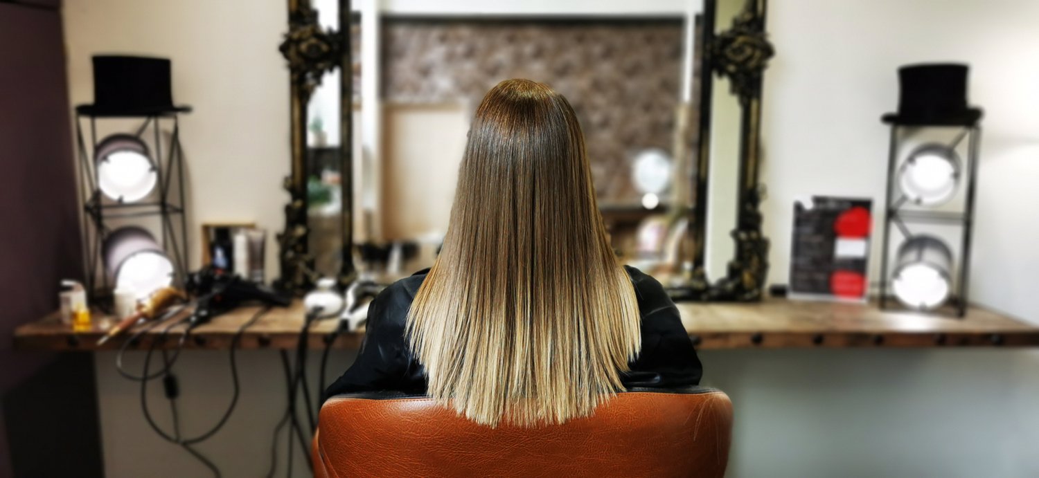 Le salon coiffeur privé à Haillot - Ombres hair